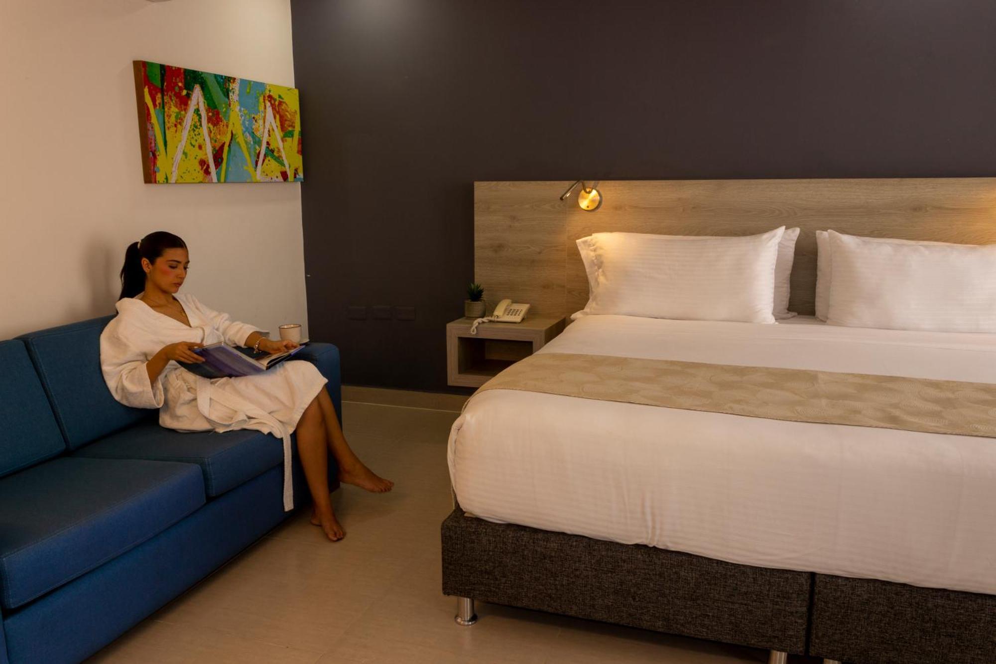Vvc Hotel'S Villavicencio Esterno foto